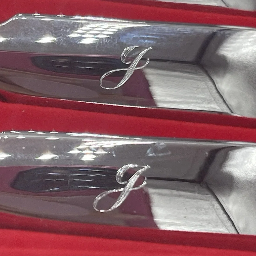 Vintage 60's 70's Carvel Hall Towle 2‎ Pc Carving Set + Steak Knives Inscribed J